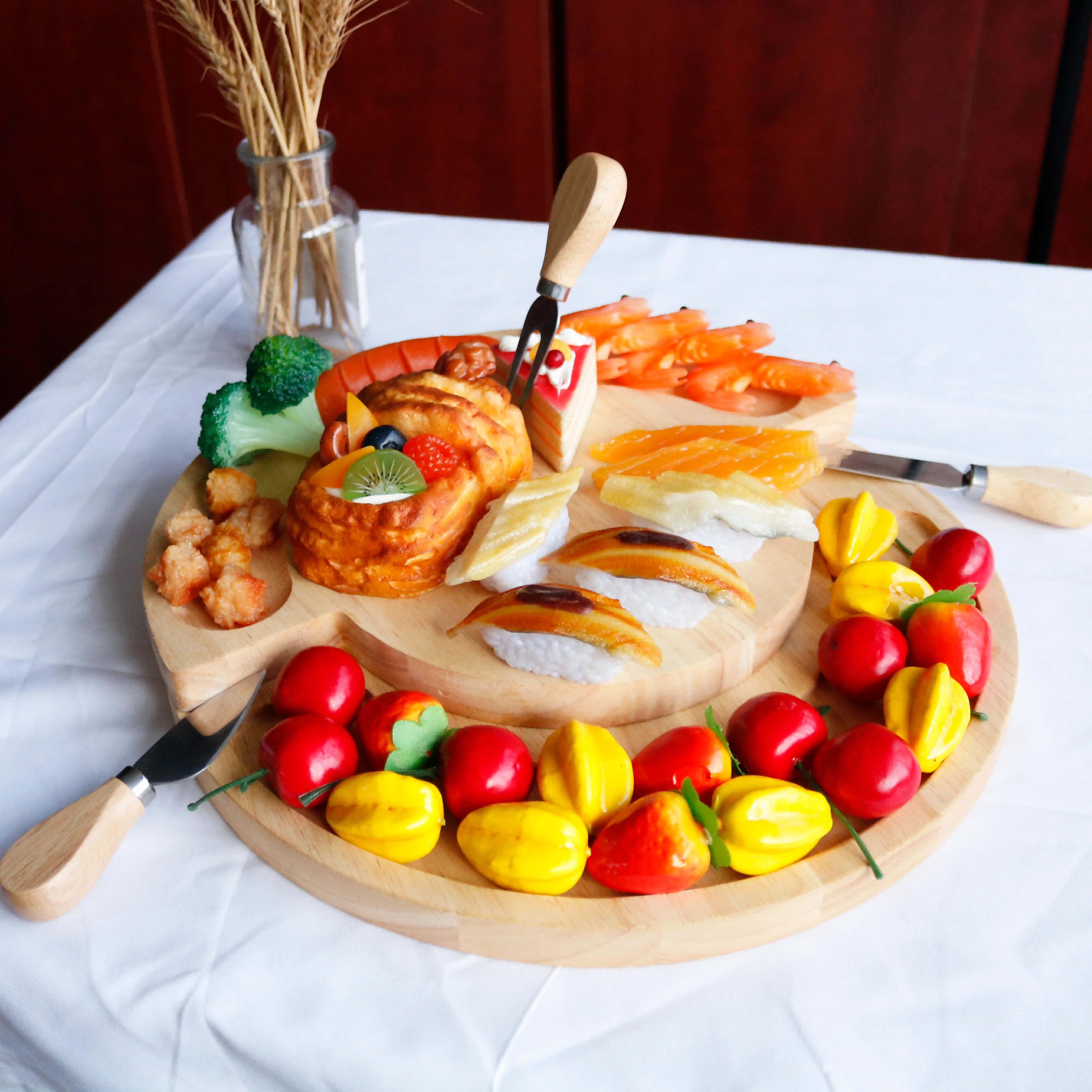 Premium Customizable Round Rubber Cheese Board Cutting Board Set