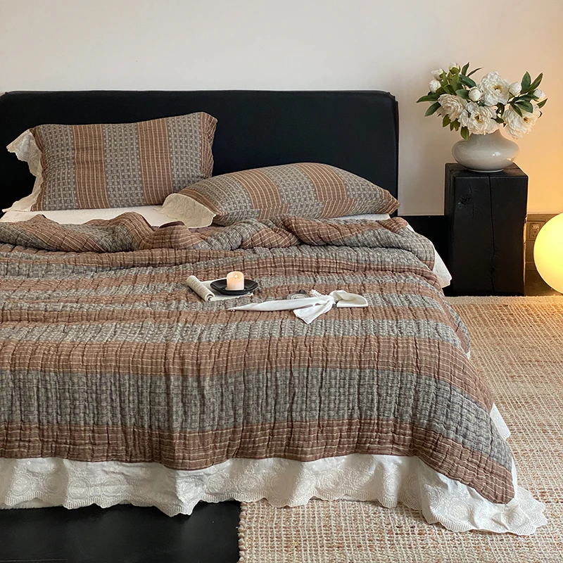 New Style Ten-layer Single-strand Yarn Aesthetic Quilt Lace Gauze Autumn And Winter Quilt Core Comforter Set