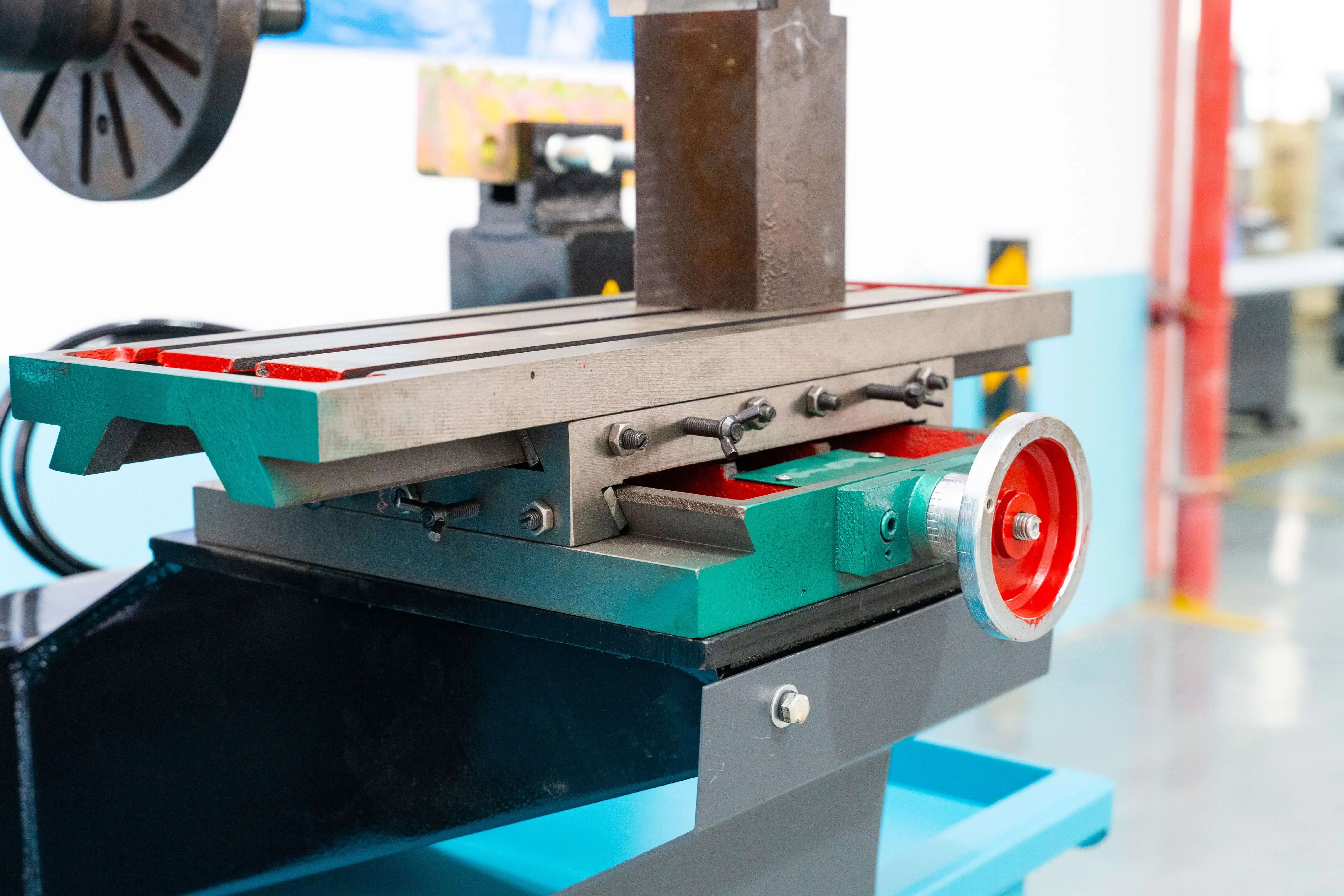 China Wheel straighten machine mag wheel repair machine for sale Gubot car wheel repair machine