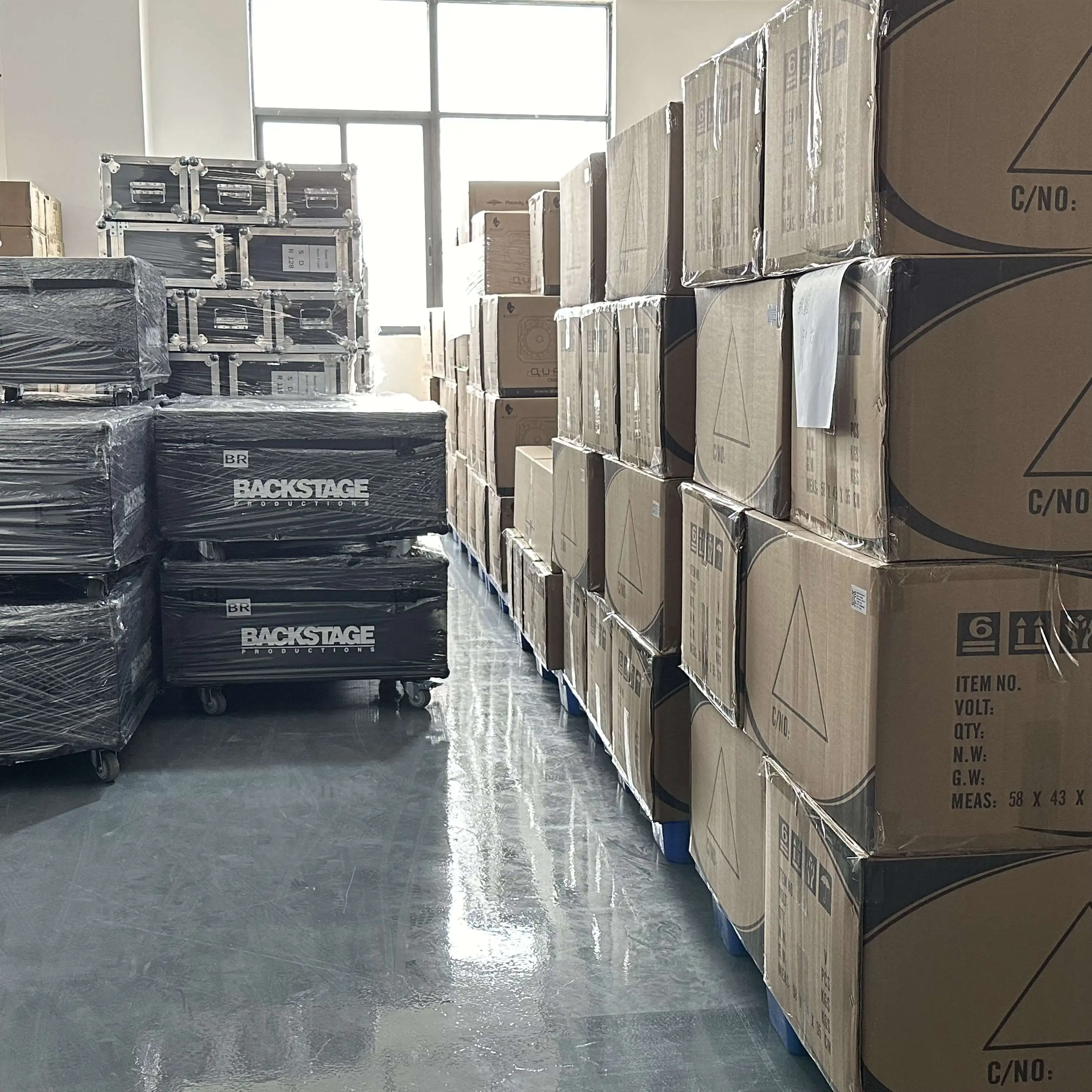 Custom disco party Cob Audience Light stage laser cob Led Par Light wholesale 4*100W COB blinder light