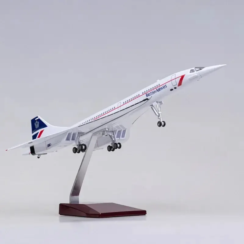 Модель самолета 1/124 масштаба 50 см Singapore Airlines Concorde со светодиодными и посадочными шестеренками