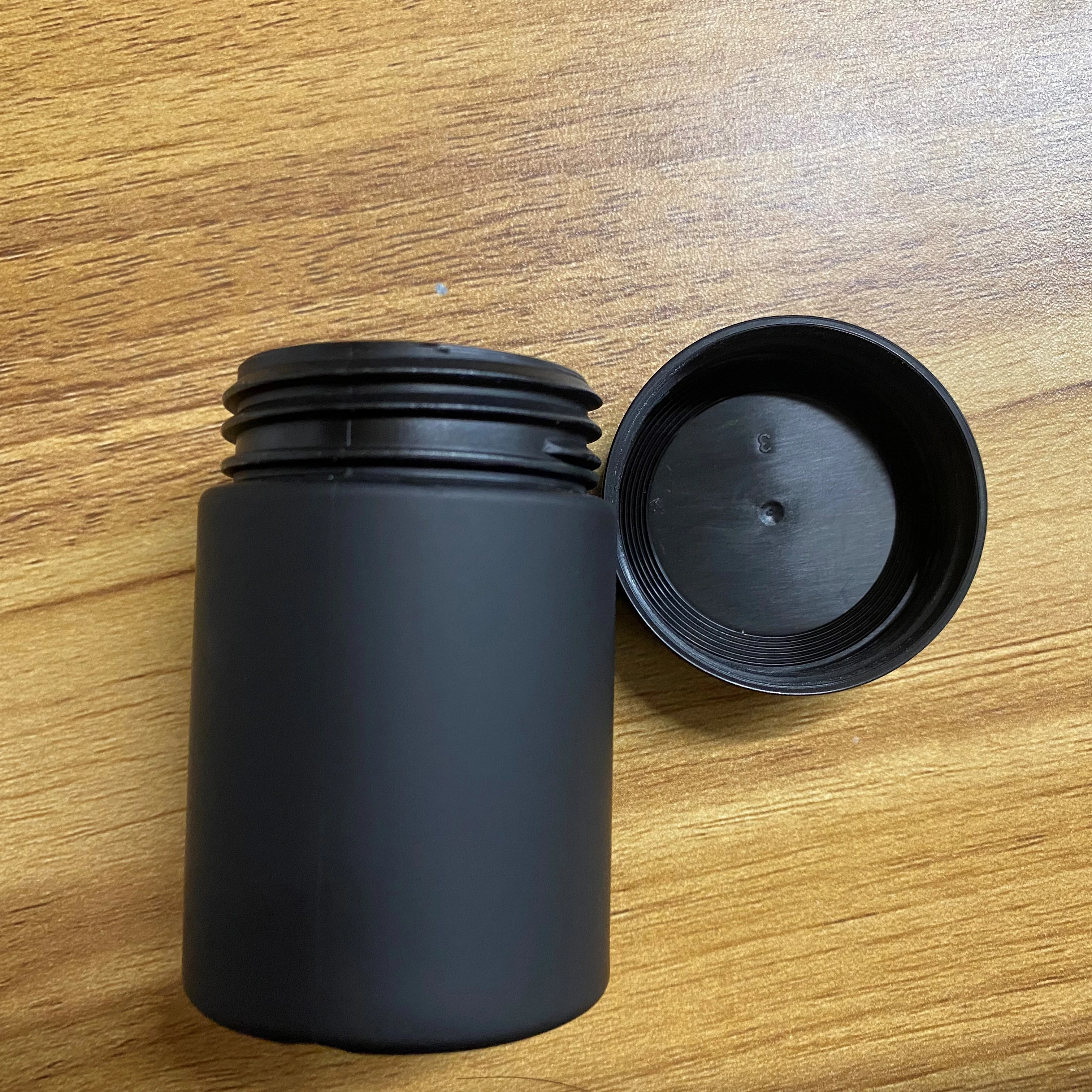 RTCO/Gensyu 2oz HDPE plain canister bottle 40mm diameter 60ml capacity color customization