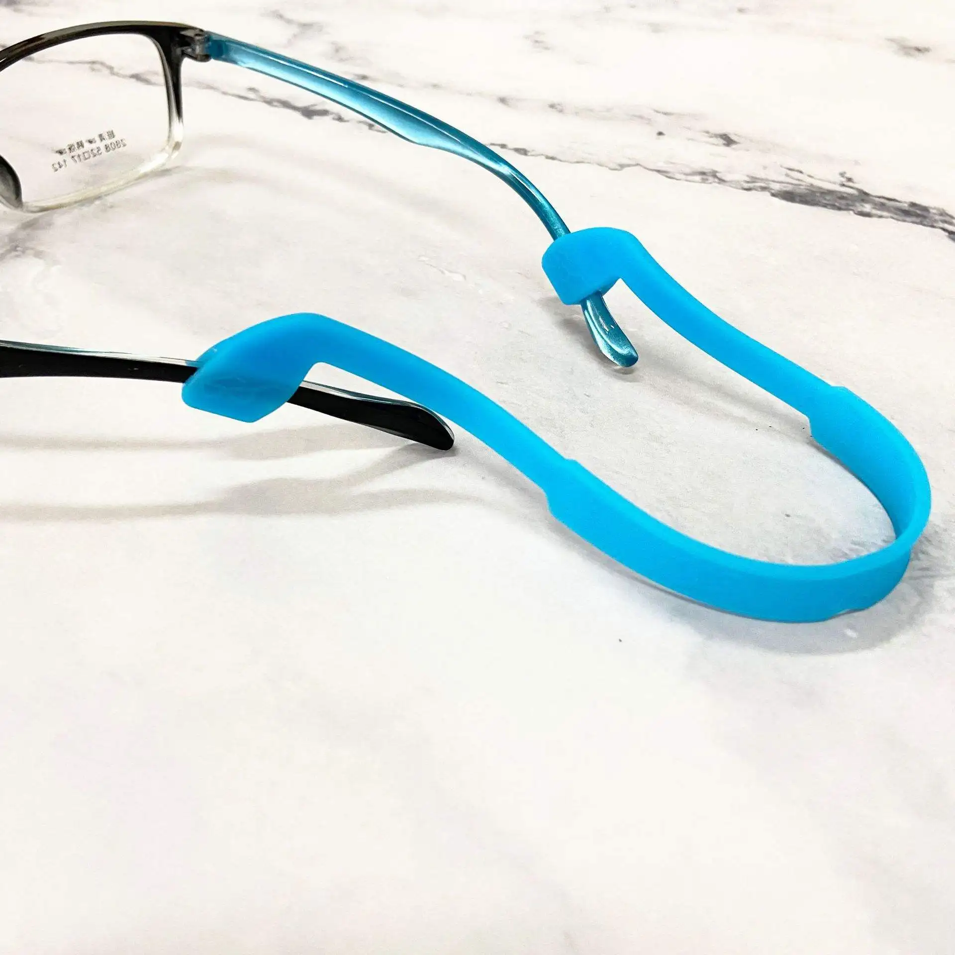 Custom Children Silicone Glasses Rope Outdoor Sports Lanyard Elastic Adjustable Non-Slip Rope For Kids Eyewear Sunglasses