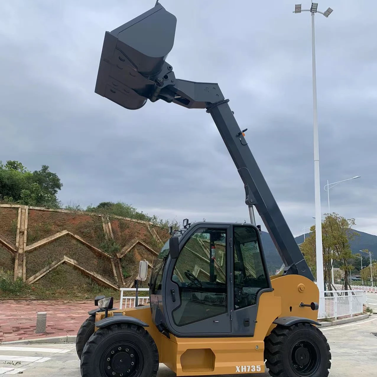 Xinghao everun mini small Telehandler  Lift Forklift 2.5 ton 1/64 Telescopic arm Forklift telescopic handler loader price