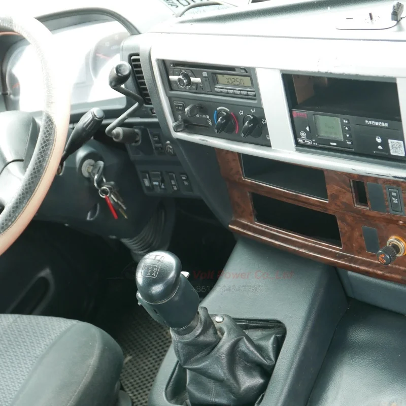LHD / RHD Подержанный 2007 Hino 6T1J 4x4 шасси грузовика