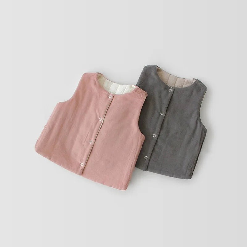 
ChengXi Baby vest warm clothing set belt hat and cotton small vest female baby dressed outside baby reversible vest 
