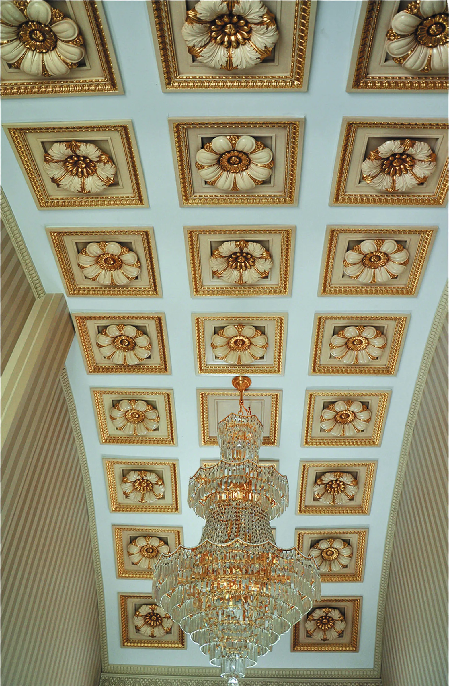 Banruo Best Price Luxury Ps Ceiling Tiles Durable Artistic Decorative Top Wall Ceiling Board