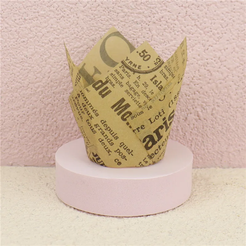 Wholesale tulip pink gradation newspaper muffin cake paper cups Heat resistant oil resistant lace coated muffin paper holder