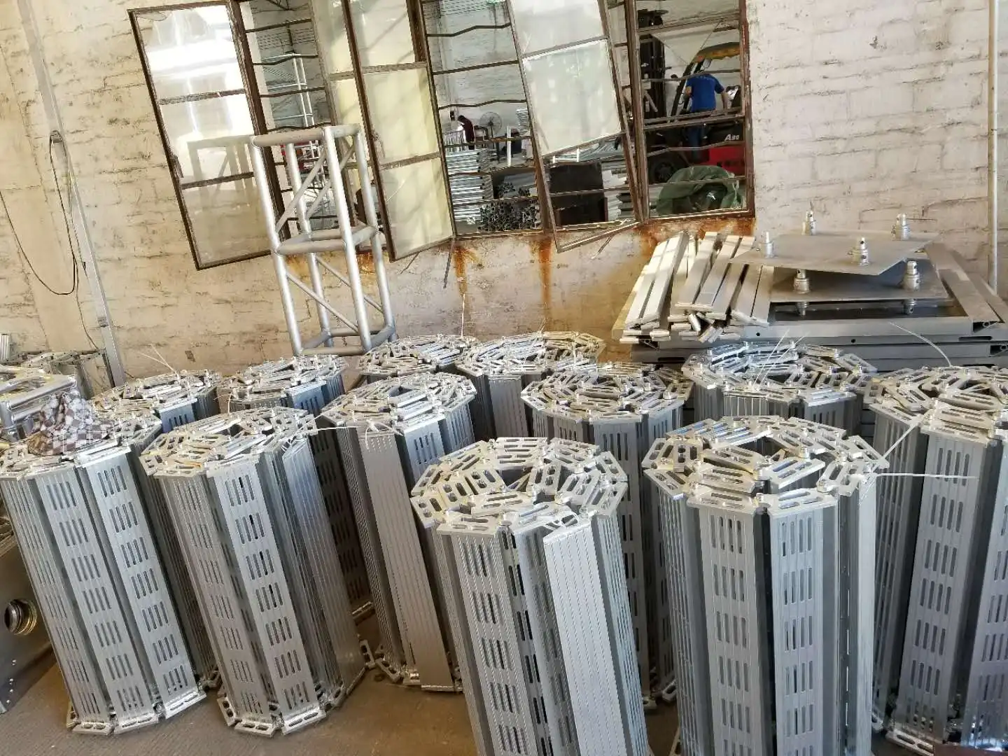 Прочная алюминиевая складная лестница для погрузки и разгрузки под заказ