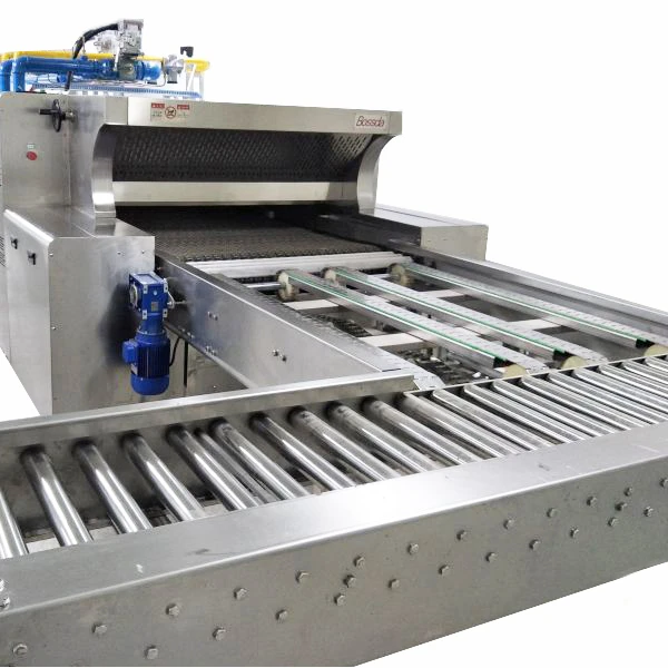 Bossda supply high temperature resistant with stainless steel mesh belt  built-in oven for baking bread cake