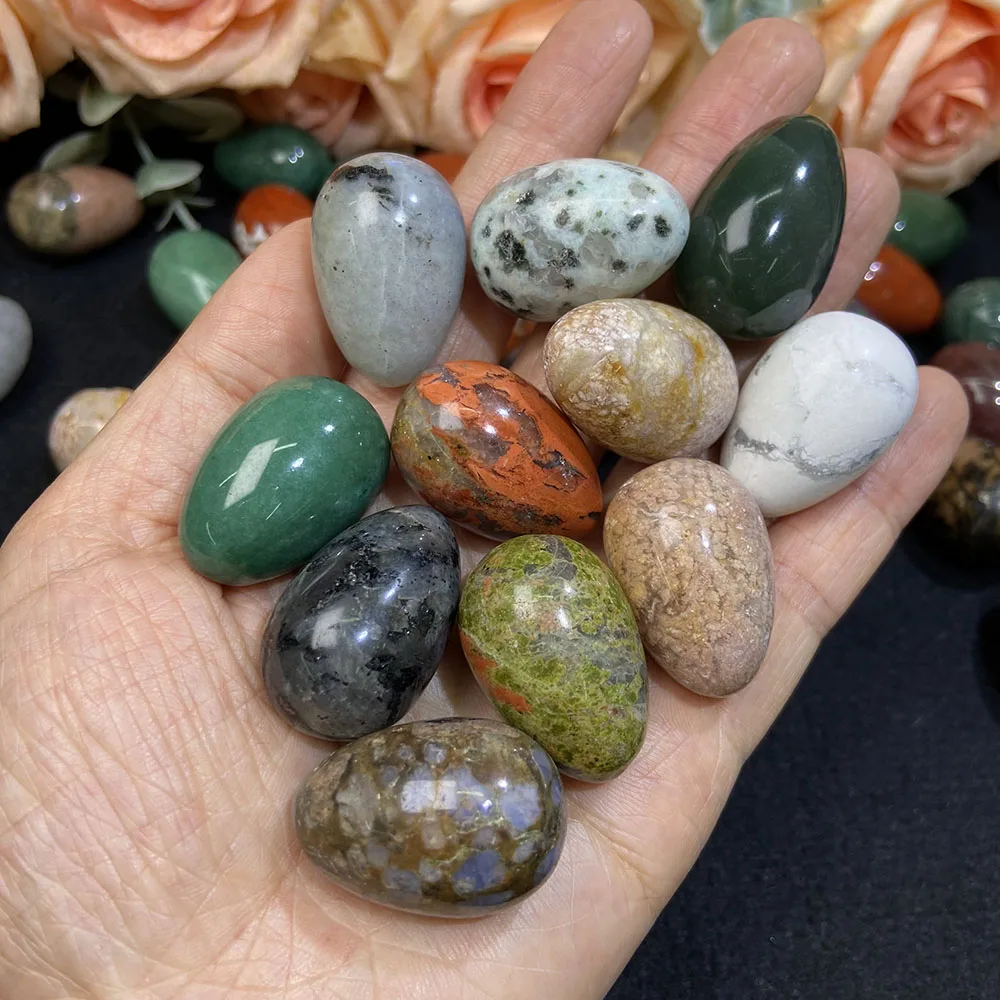Natural Crystal Crafts Mix Material Crystal Eggs 3cm Mini Carving for Halloween gift