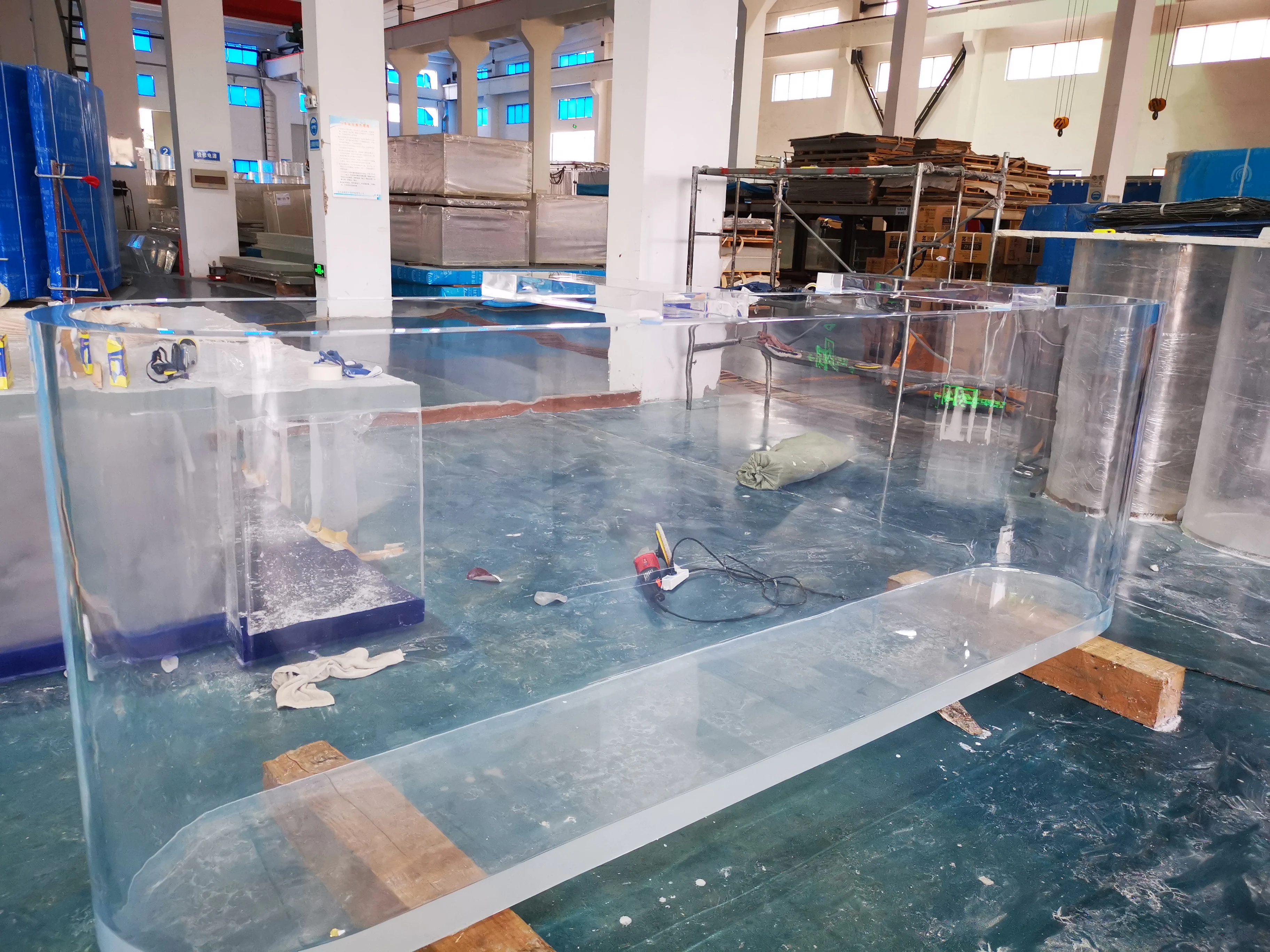 XC custom Large acrylic glass aquarium