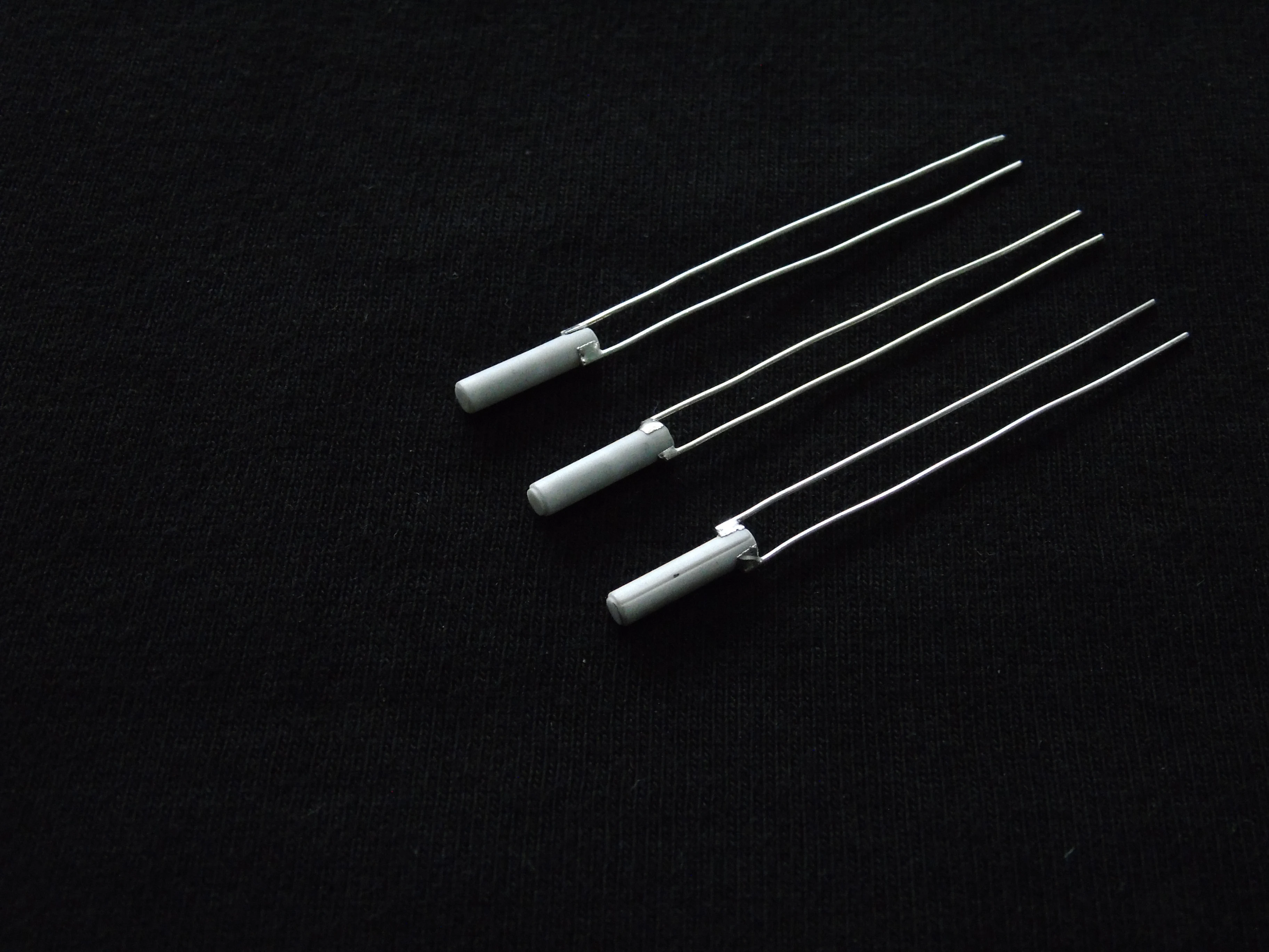 Eco-Friendly Energy Efficient 5V-24V MCH Ceramic Heating Element for Automobile Oxygen Lambada Sensor