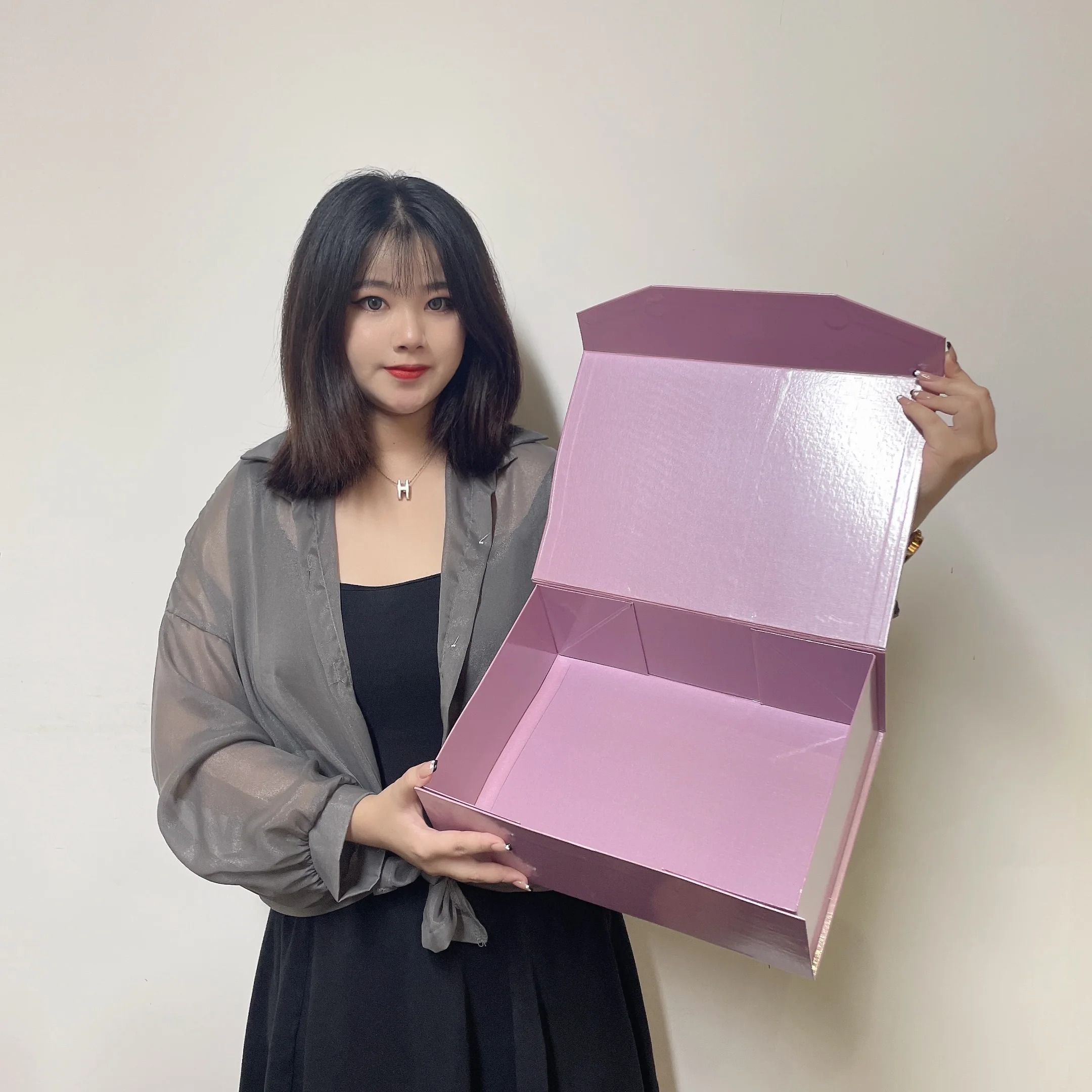 High Quality Big With Custom Logo Lid And Base Gift Box Wedding Dress Black Packaging Paper Top and Bottom Paperboard Box