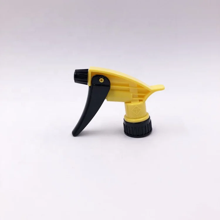 Automobile powerful spray bottle plum nozzle acid alkali resistant spray bottle film bottle automobile beauty cleaning tools