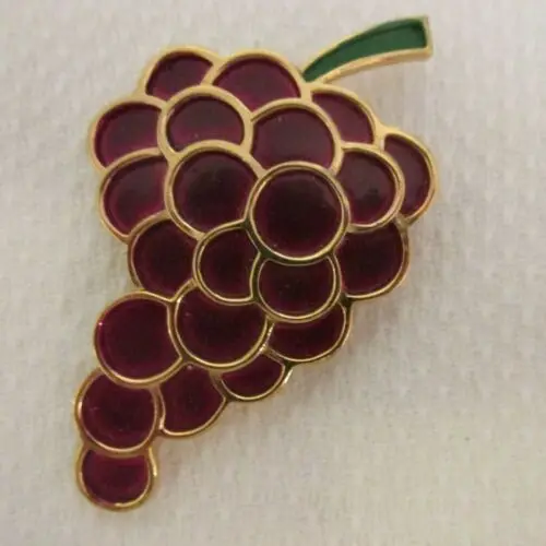 Fashion Fruit Enamel Grape  Brooch Pin Metal Badge Clothing jewelry Accessories Wholesale
