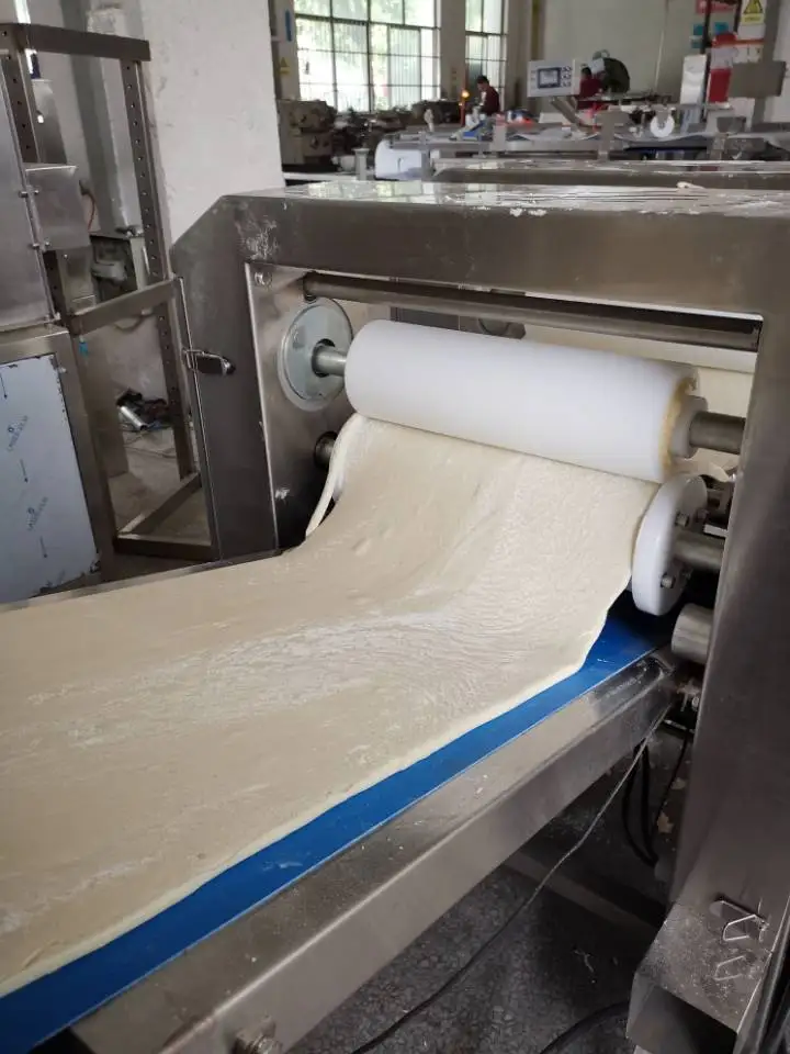 Hot Sale Roti Lachha Paratha Making Machine Layered Parotta Production Line