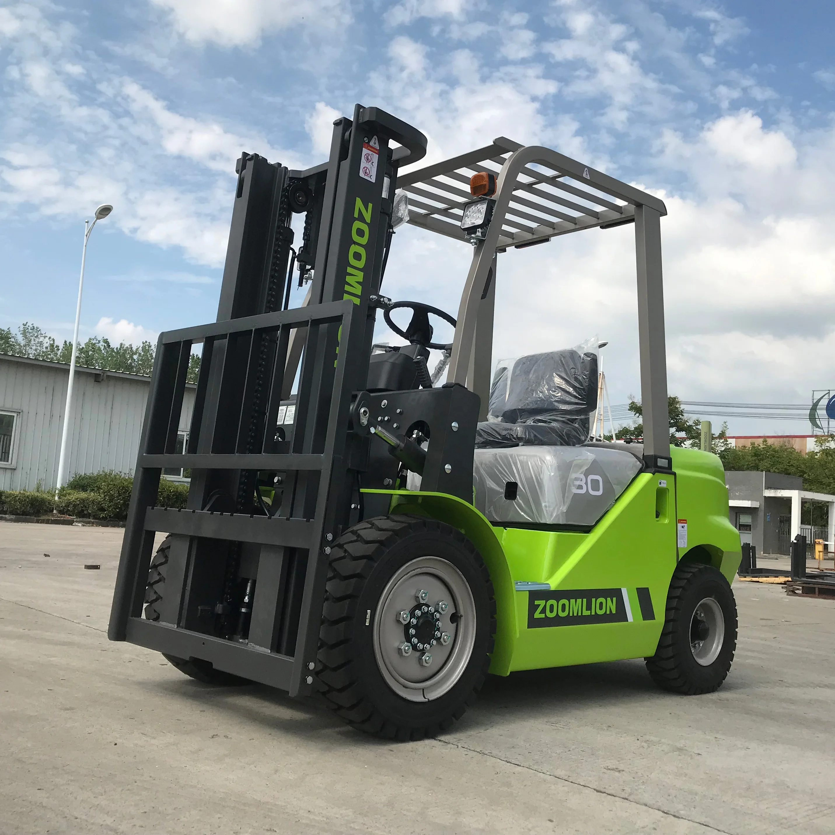 ZOOMLION 3 ton diesel forklift truck