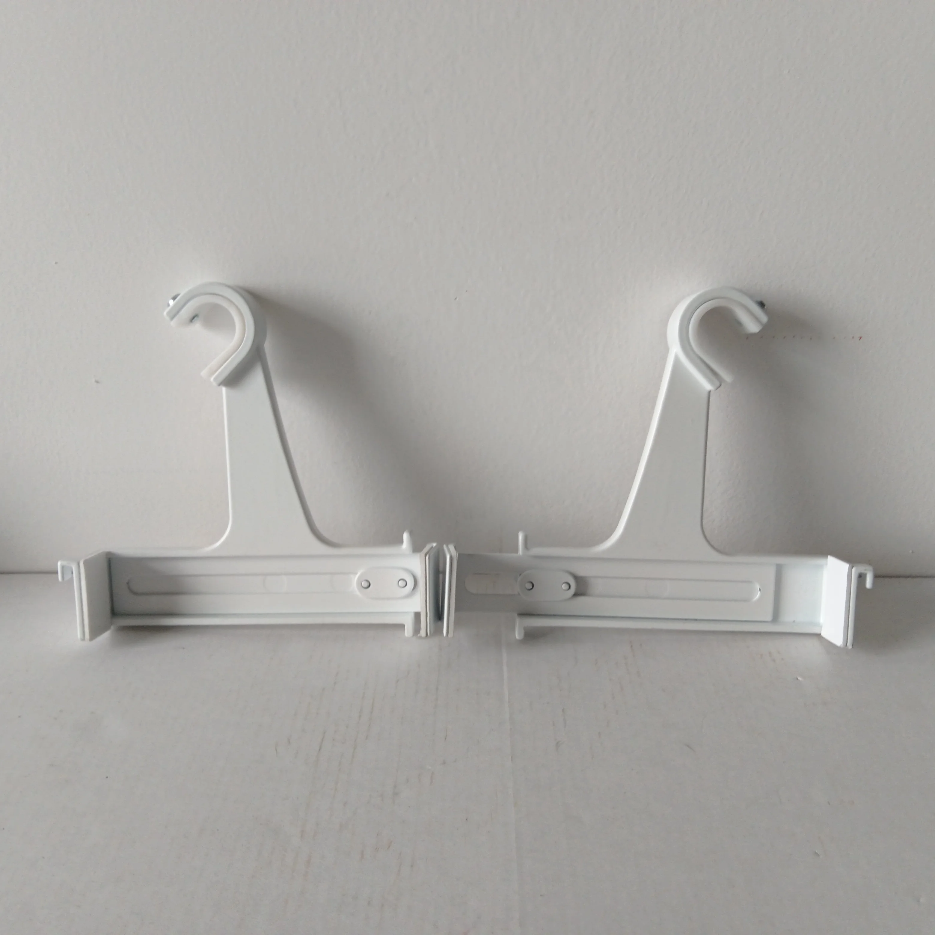 Aluminum alloy material No-punch curtain rod support curtain rod holder Adjustable curtain rod fittings