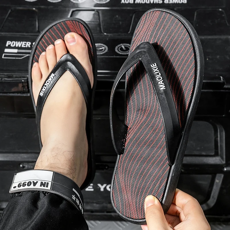 Wholesale Men S Flip Flops Light Summer Slippers Fashion Trend Spring Anti Style Outdoor Lining Feature Weight women flip flop