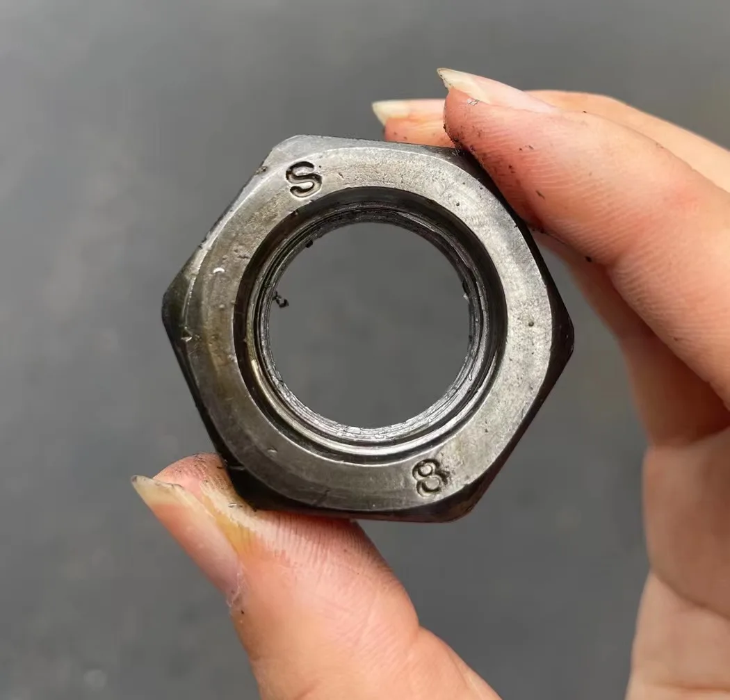 Source Manufacturer DIN934 Hex Nut Grade 8 High Tensile Carbon Steel M24 Metric DIN934