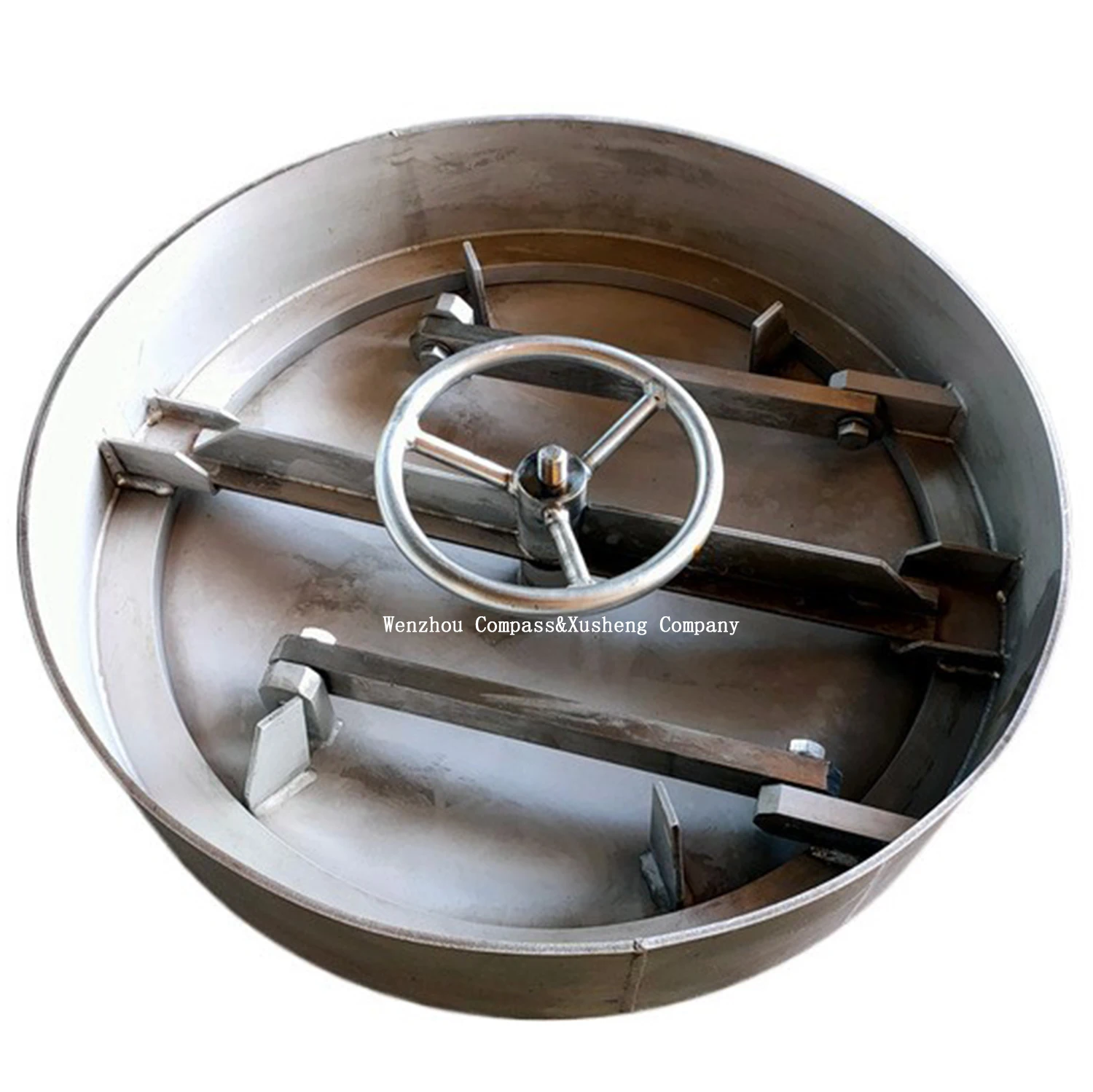 Wenzhou Stainless Steel SS304 Industrial Grade Round manhole 700MM Pressure inward Round handwheel Tank Manway