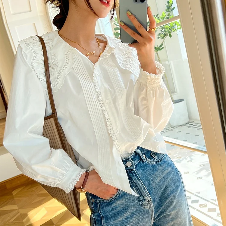 2023 New OEM Summer Daily  Women Long Bishop Sleeve Ladies  Shirt Fashion  Embroidery and Beading Club Collar Women Blouse