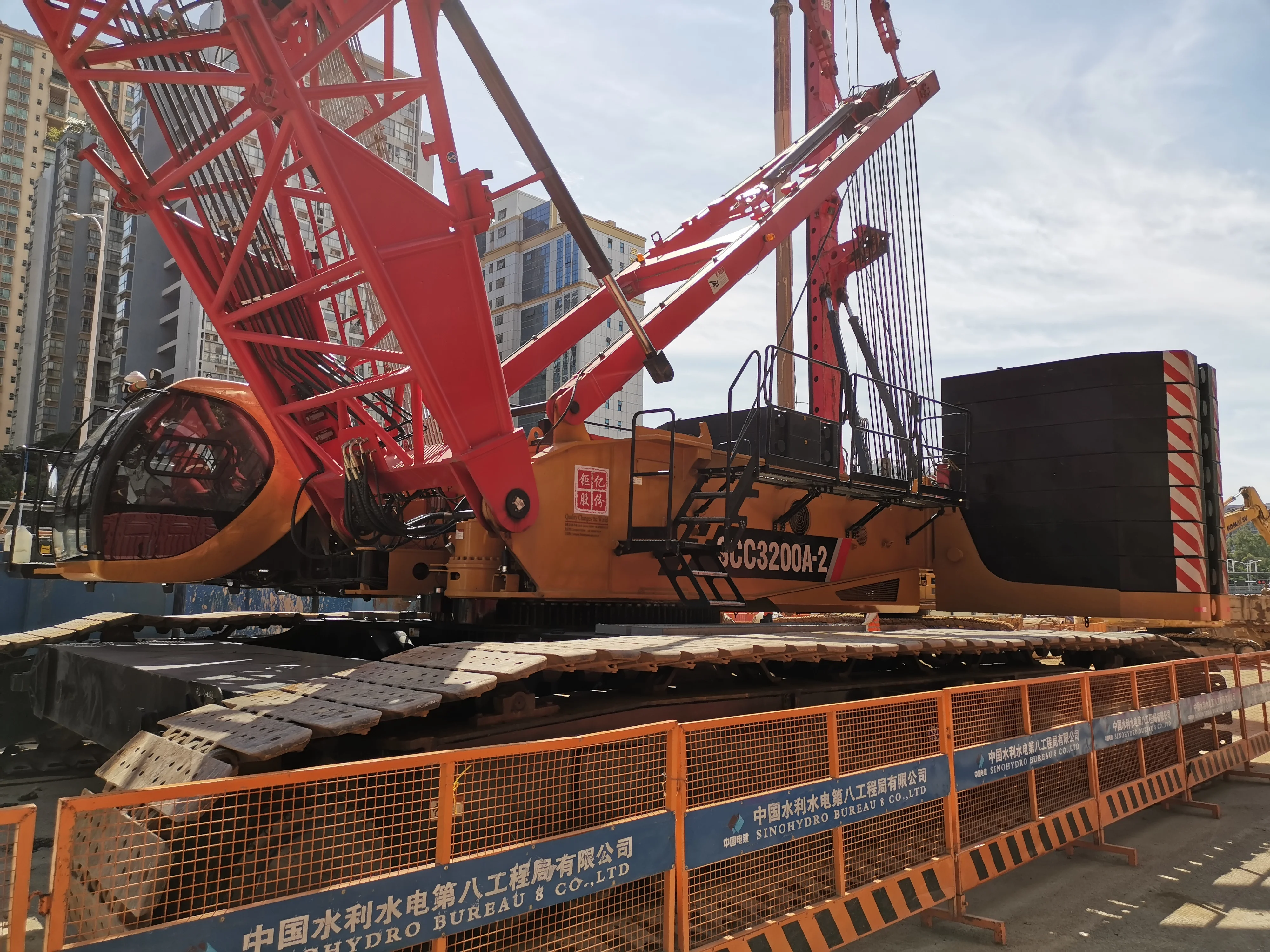 Good condition  Crawler Crane Hot Selling used SANY 320 ton  cheap Price  Crawler crane used construction machinery in dubai