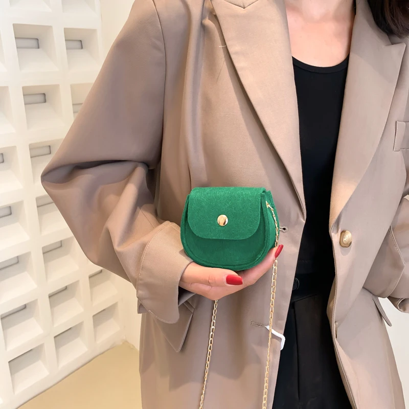 2023 New design wool felt bag Fashionable and cute mini bags for ladies Factory wholesale Metal Chain handbags