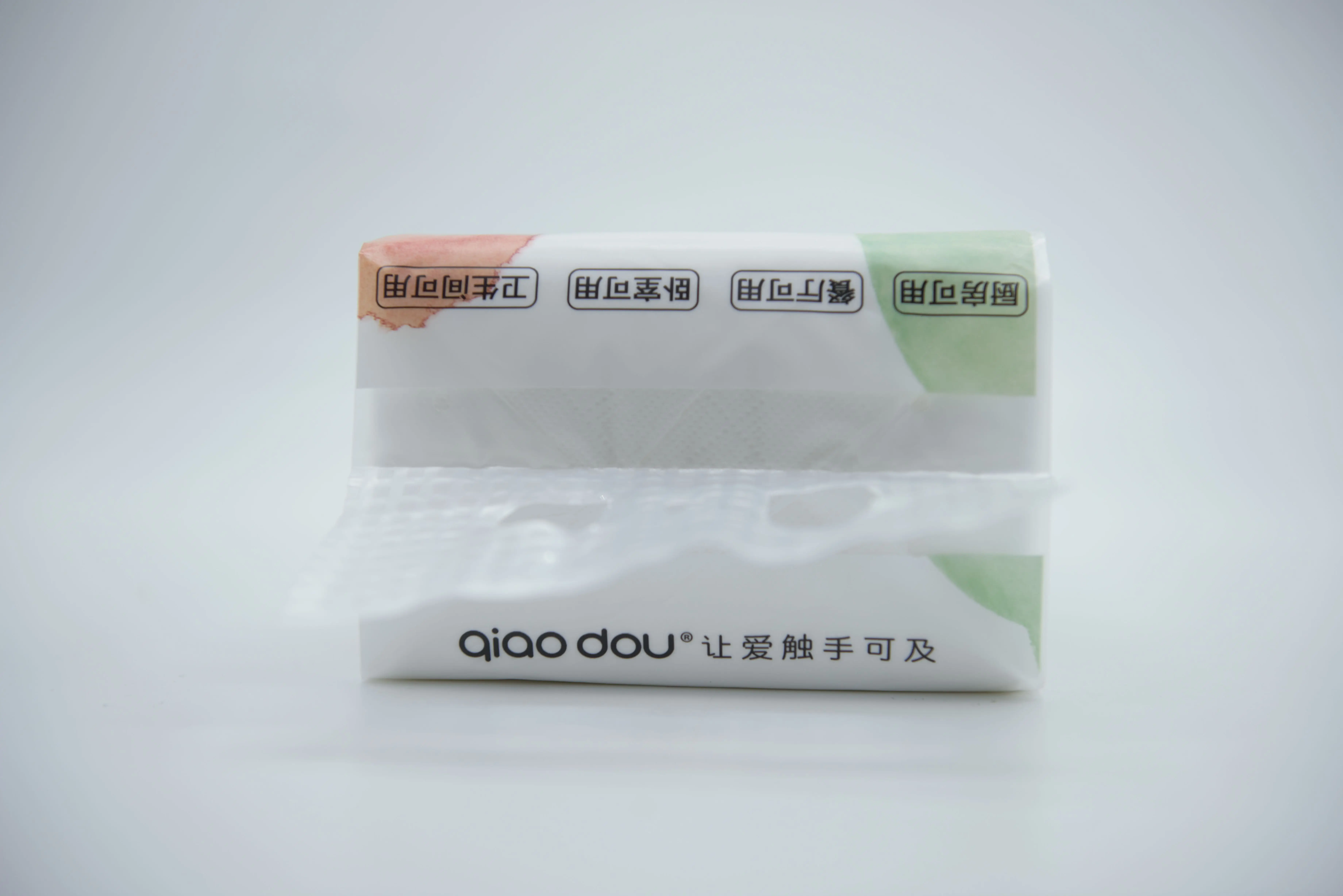 Hot selling home 4 ply comfortable cotton Virgin Wood Pulp bamboo facial tissue paper soft magic tissue paper