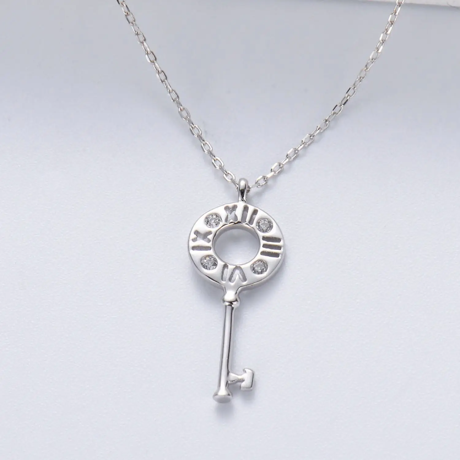 Fashion Jewelry 925 Silver Rhodium Plated Custom Zirconia Robot/Flip-Flop/Key/Shell/Pearl Pendant Necklace For Women