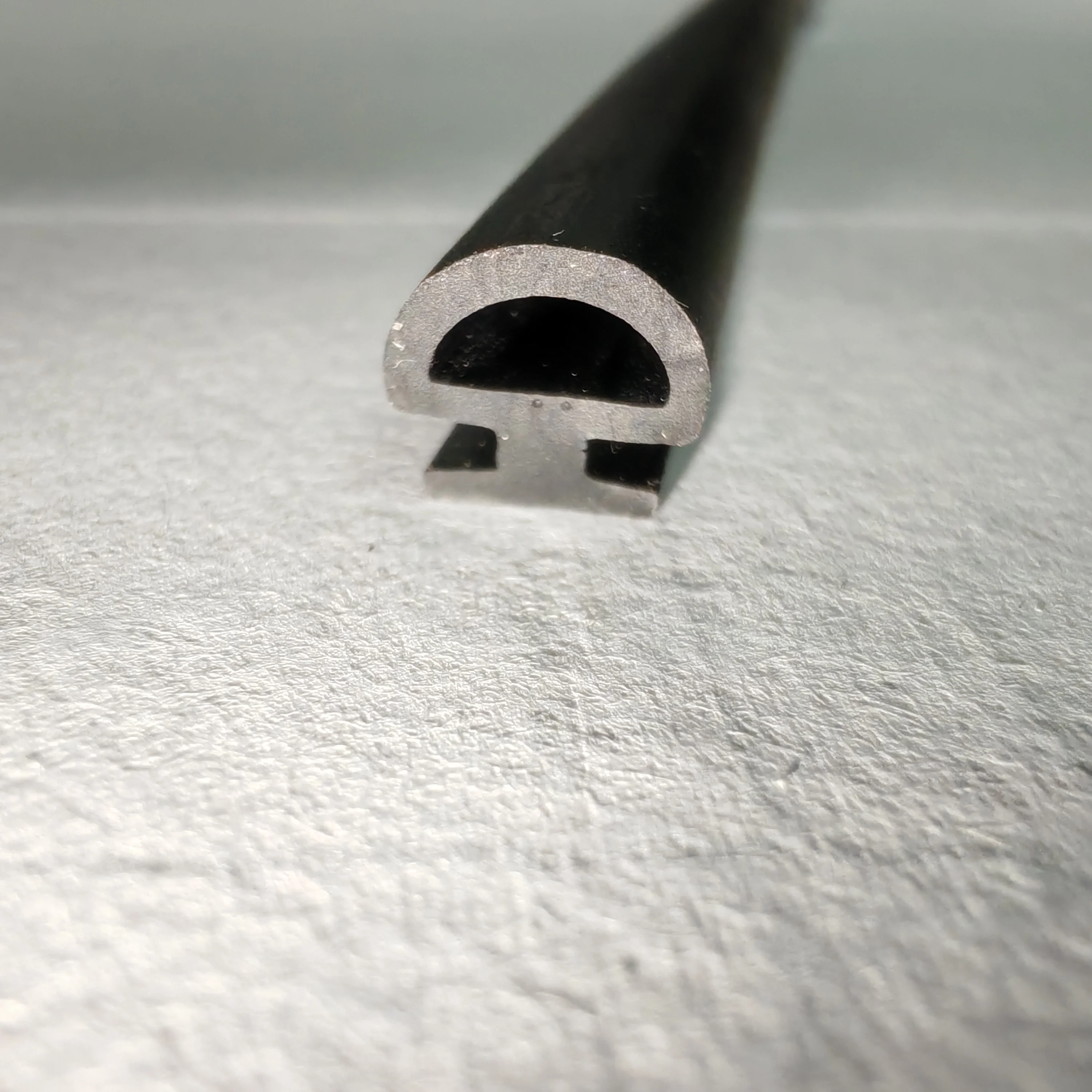 Heat Resistant TPE EPDM Gaskets Waterproof Rubber Sealing Strip for Door Bottom & Window Elasticity Soundproofing Environmental