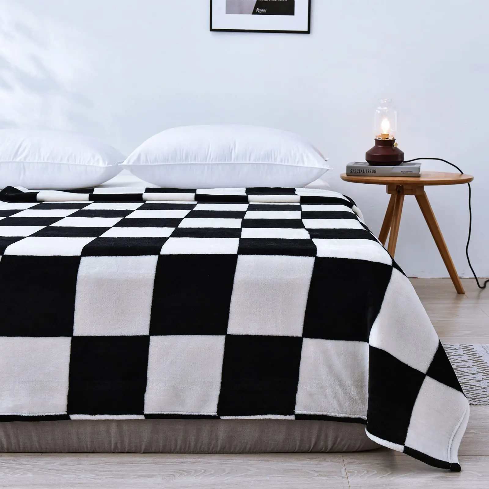 Flannel Fleece Plush Blanket Throw Size Black and White Checker Lightweight Blanket Soft Cozy Comfy Checkboard Blanket