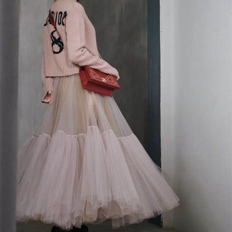 2023Spring and summer NewDHome high-end famous brand same style all-matching black oversized hem skirt mesh long dress