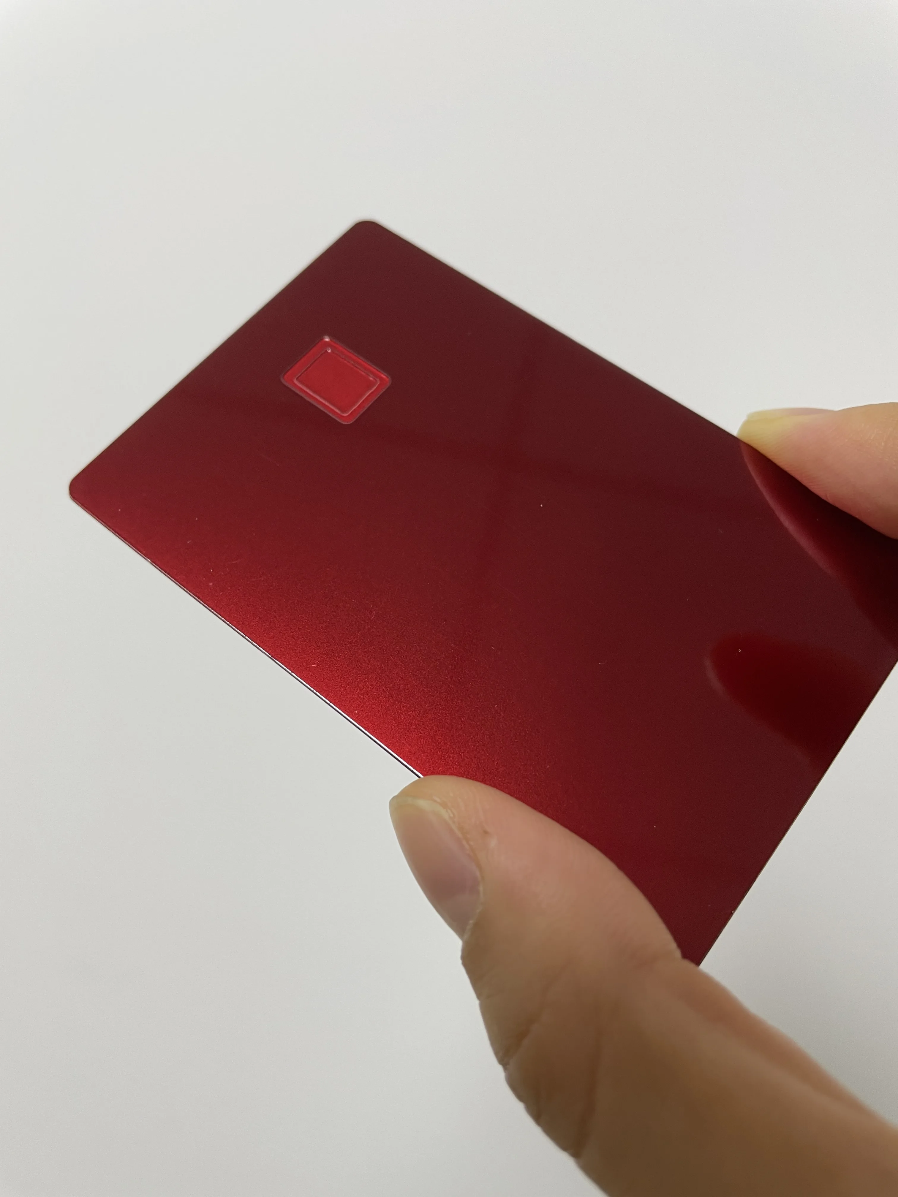 EMV чип слот металлическая Кредитная дебетовая карта с черной магнитной полосой и фирменной
