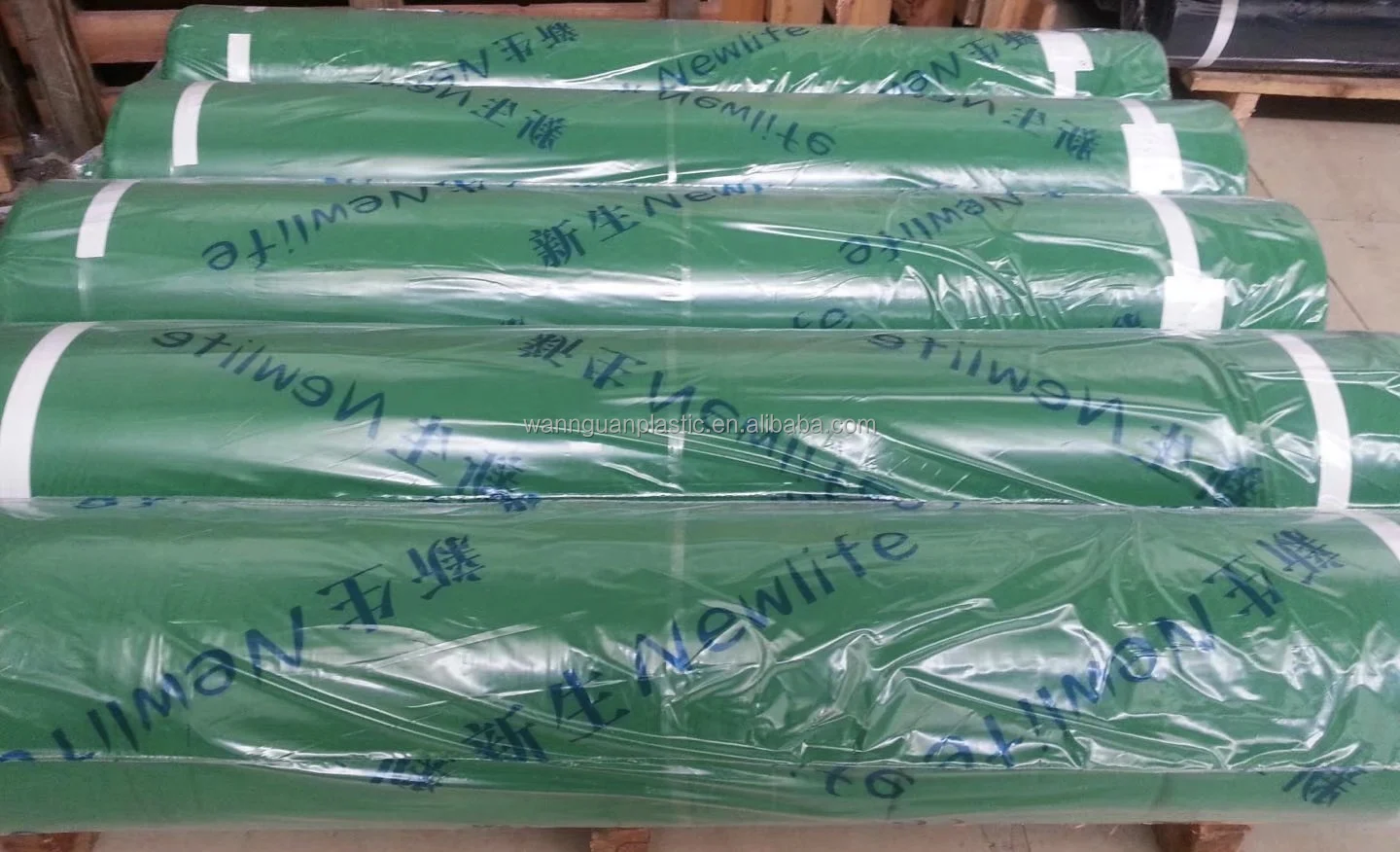 Custom water protection Plastic Blow Molding Print PE Heat Shrink Film Roll Cover  Fabric Clothes Mattress Heat Shrink Wrap