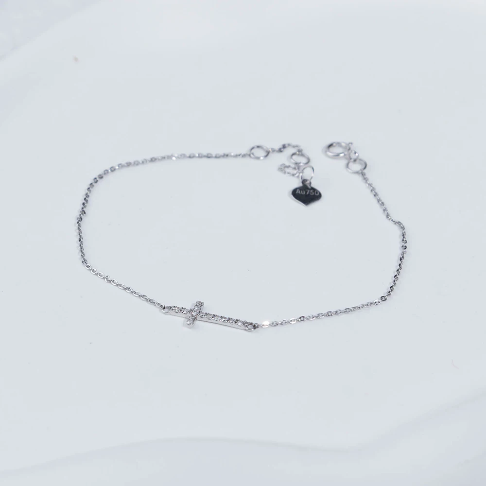 Chris April custom solid gold 18k 14k 9k cross charm round brilliant cut diamond bracelet