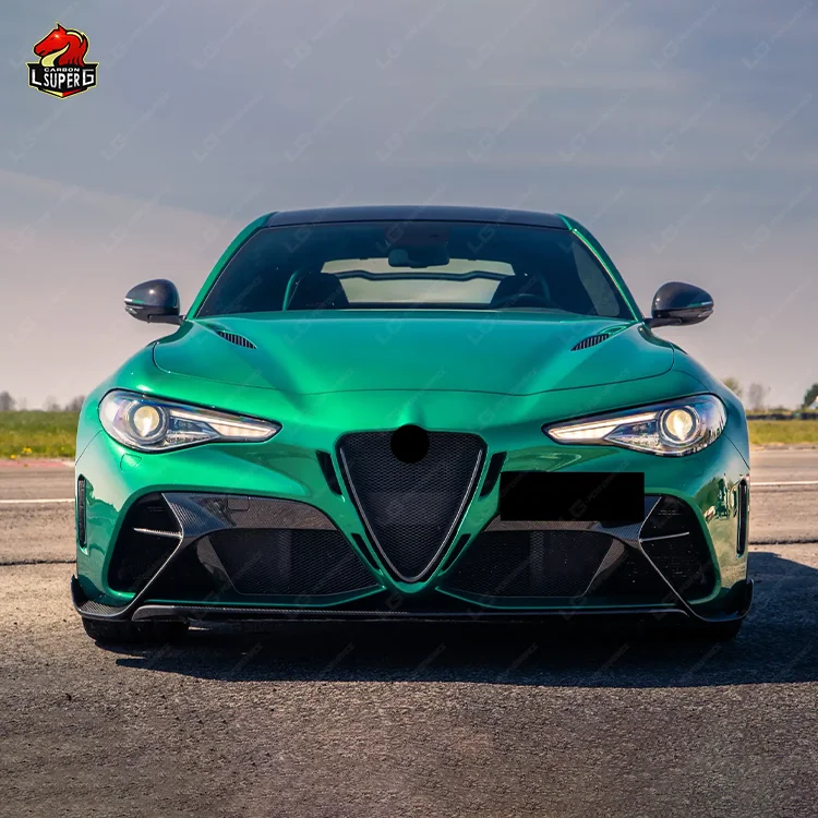 G style Half Carbon Fiber body kit For Alfa Romeo Giulia Front bumper Rear bumper Rear Diffuser Spoiler