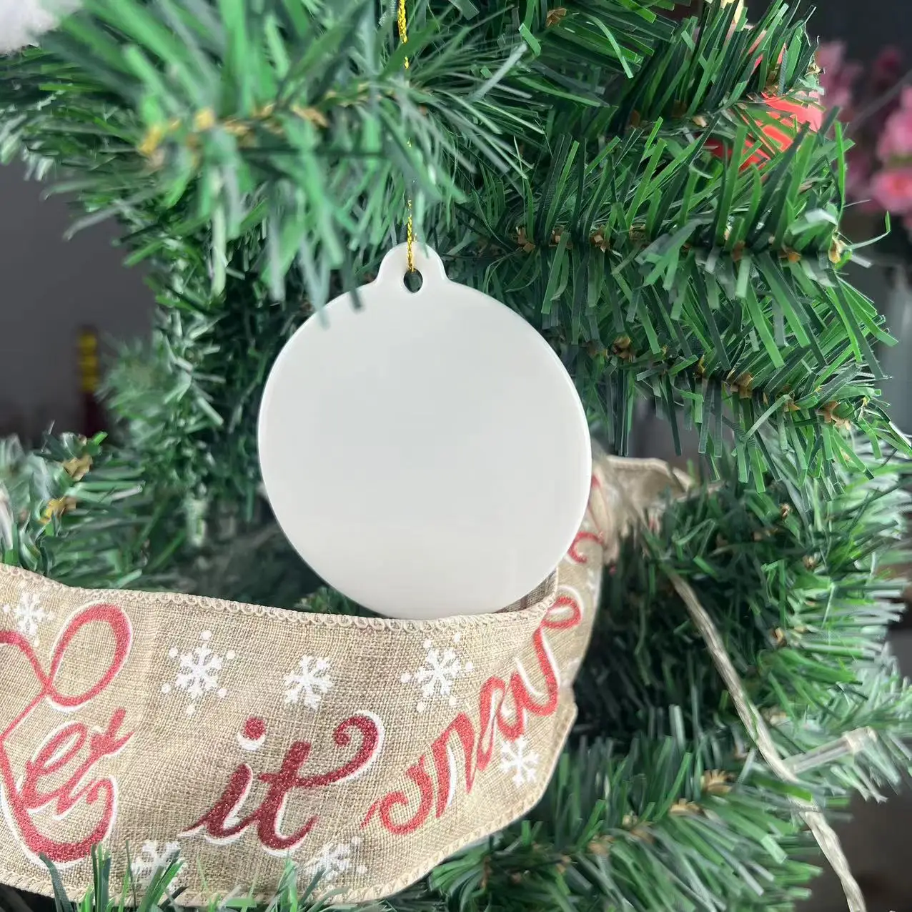 Ceramic pendant christmas ornament y round white porcelain pendant christmas decoration