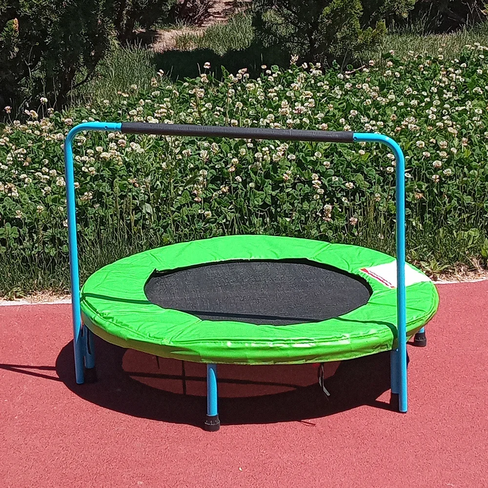 High quality mini children playing indoor or outdoor trampoline