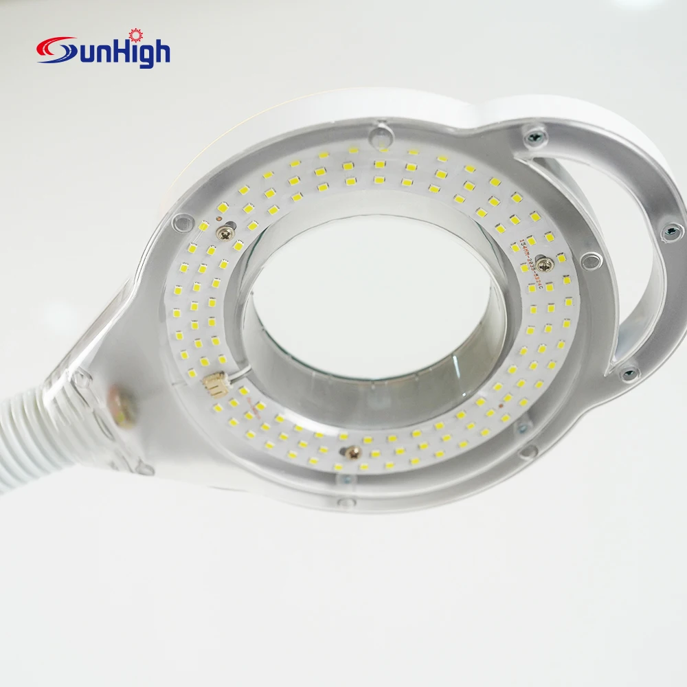 Sunhigh 2023 HOT selling face steamer with lamp hot and cold Spray Skin Moisturizing Vaporizer Facial Steamer Beauty home use