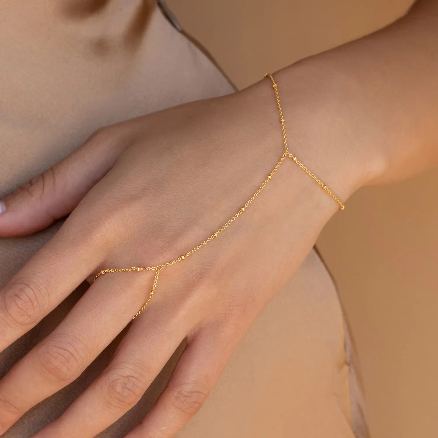 Hot Selling INS Minimalist Bracelet 18K Gold Plated Stainless Steel Hand Chain Bracelet Waterproof Slave Bracelet Ring For Women