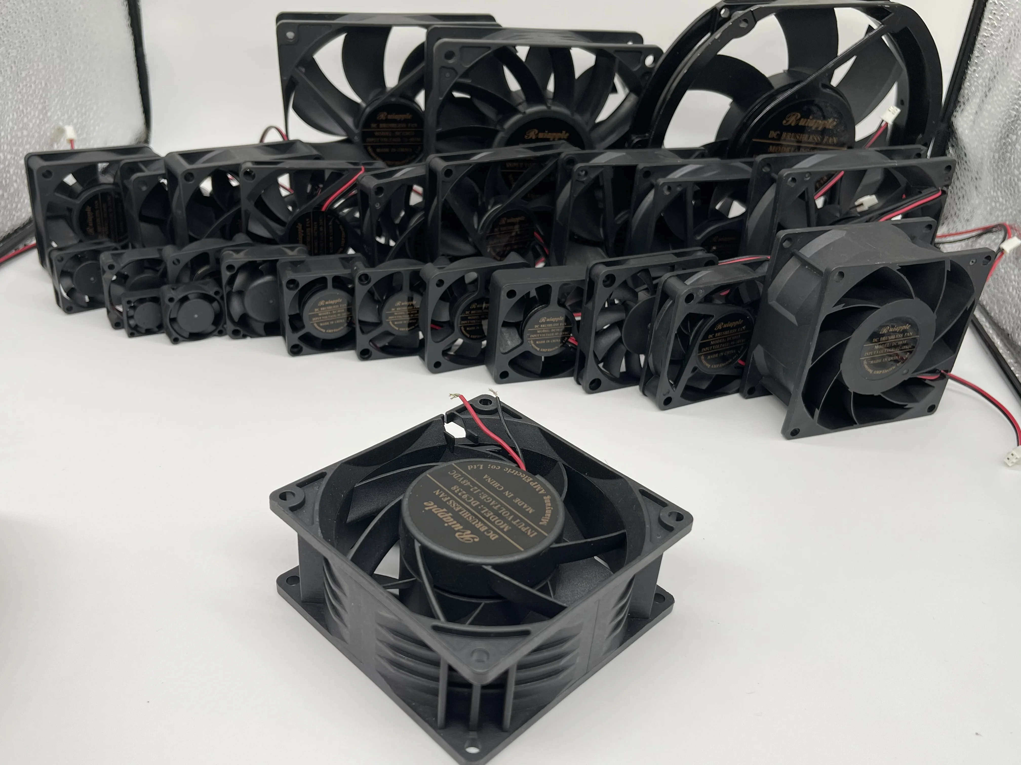 12v 9238 mm 92*92*38mm fan two ball bearing violence fan for server