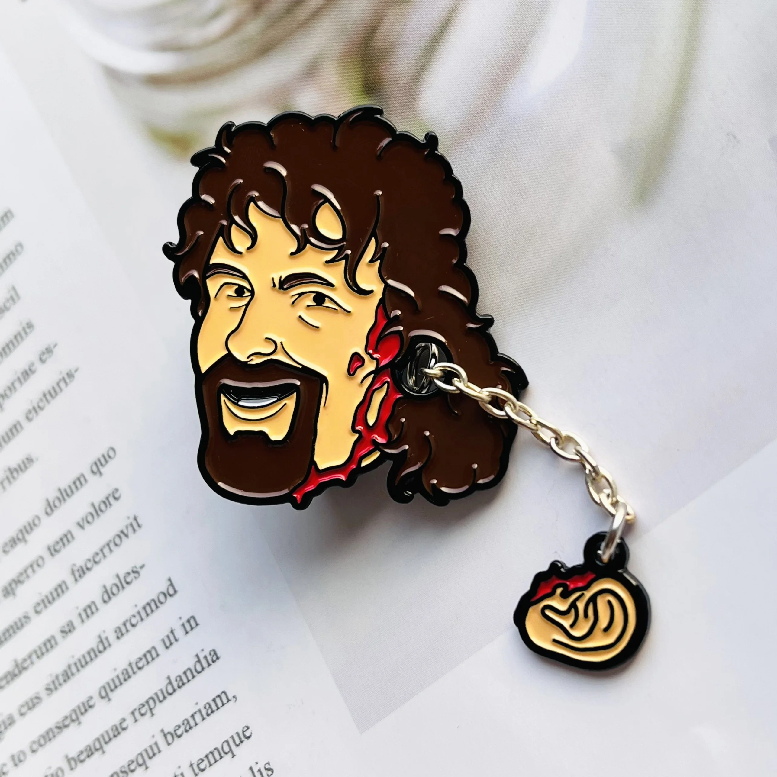 Metal Crafts Factory Soft enamel lapel Pin Custom gift decoration collection Halloween Horror style chain pin