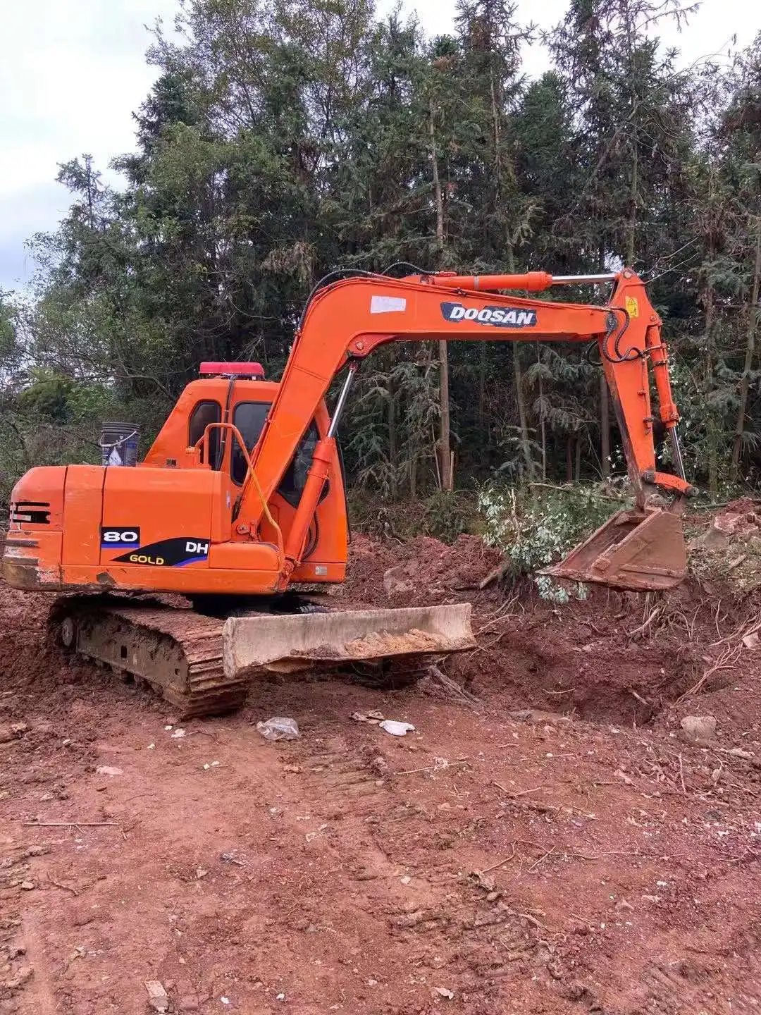 Good condition used excavator 8 ton dh80-7 dh80 gold doosan excavator crawler used excavator for sale