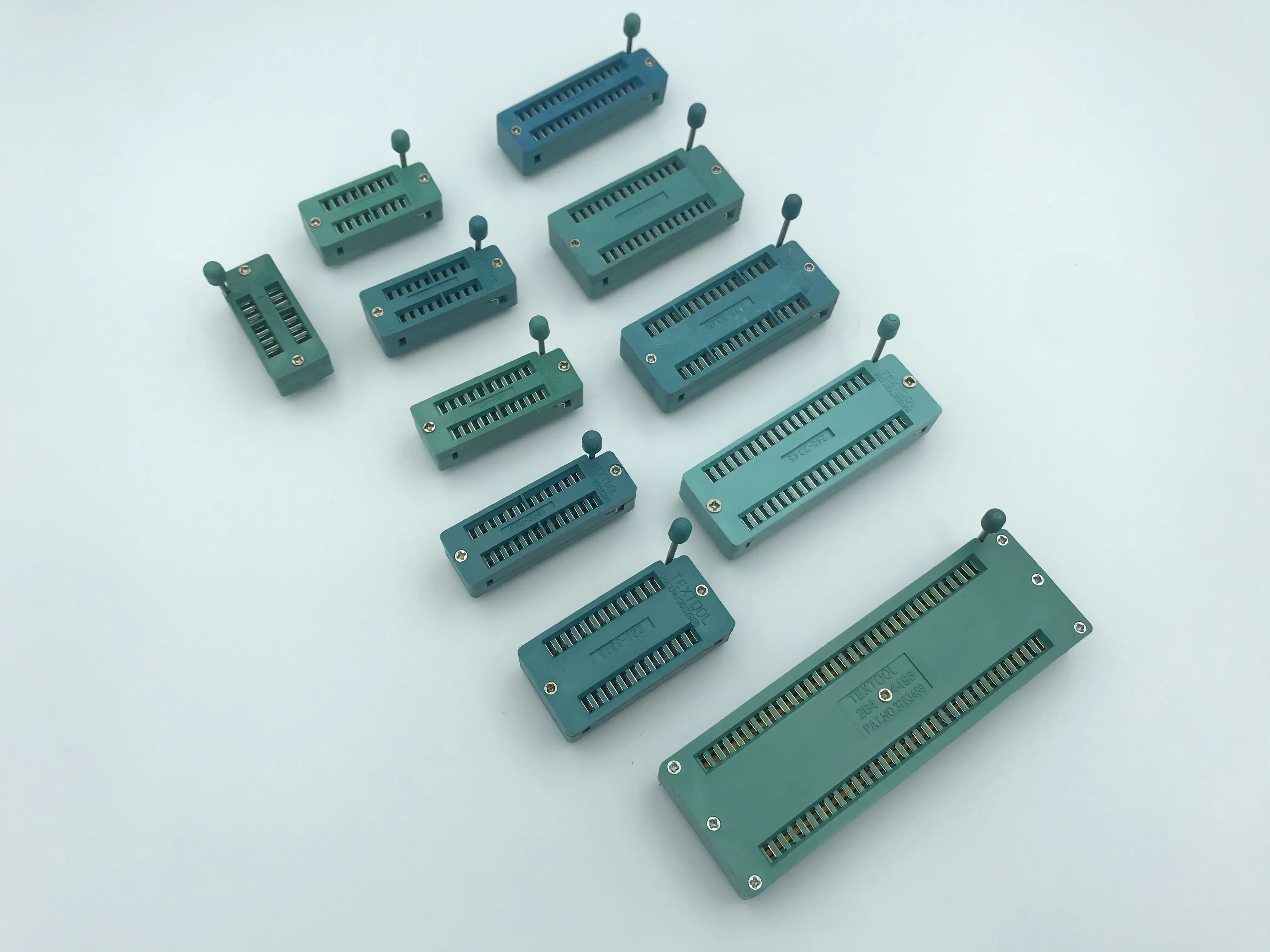 pitch 2.54mm 14pin 16pin 20pin 24pin 28pin 32pin 40pin 64pin gold plated tin plated zif socket connector