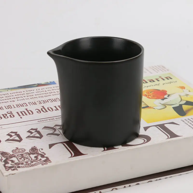 Handmade Aroma Massage Ceramic Candle With Spout High-end Customized Fragrance Oil candle
