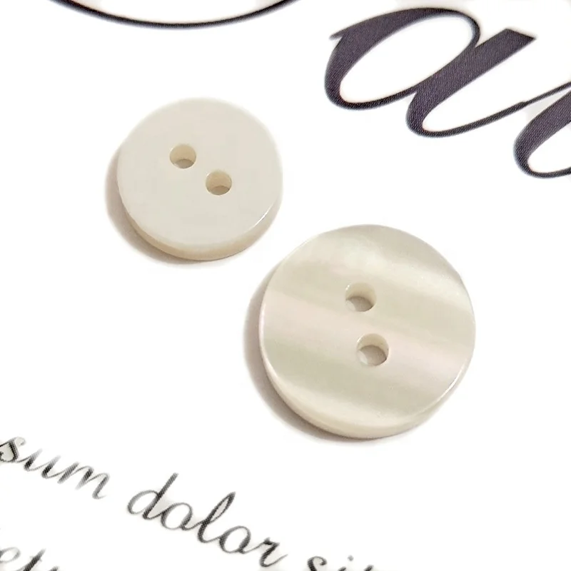 Wholesale colorful round two holes and four holes bread resin buttons for shirt polyester button
