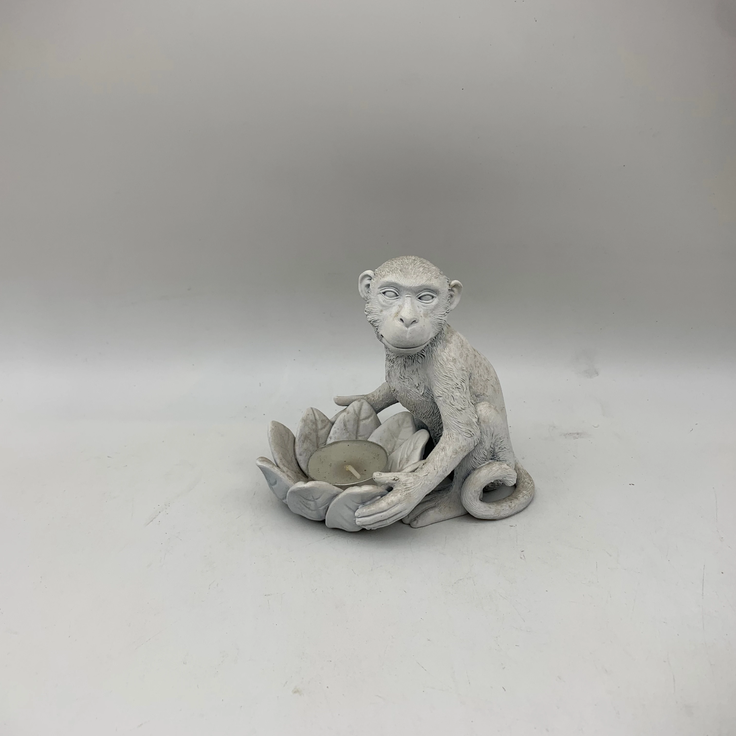 Nordic style resin monkey candle statue, suitable for home decoration