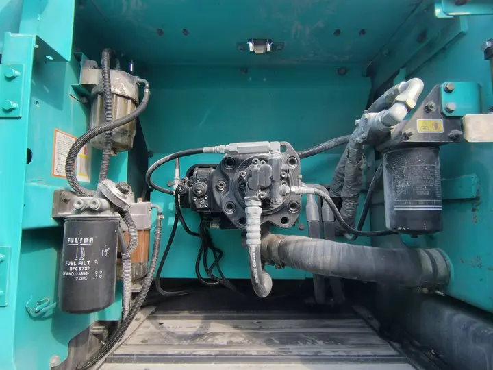 Экскаватор KOBELCO SK330D с низким энергопотреблением бестселлер подержанный экскаватор SK200 SK120 SK75 дешевая распродажа
